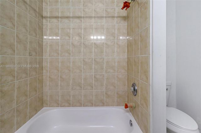 373 NE 26th Pl 201, Homestead, FL 33033