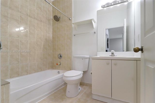 373 NE 26th Pl 201, Homestead, FL 33033