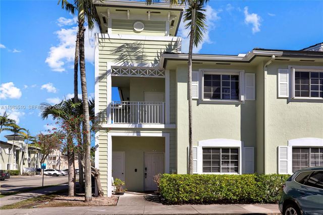 373 NE 26th Pl 201, Homestead, FL 33033