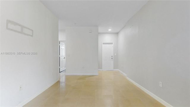 373 NE 26th Pl 201, Homestead, FL 33033