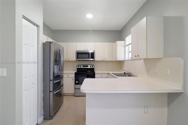 373 NE 26th Pl 201, Homestead, FL 33033