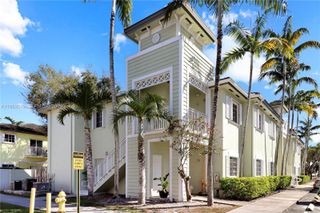 373 NE 26th Pl 201, Homestead, FL 33033