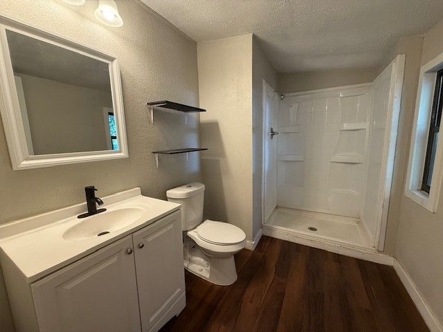 210 Ash Creek Court, Springtown, TX 76082