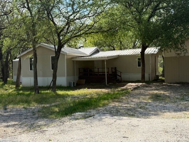 210 Ash Creek Court, Springtown, TX 76082