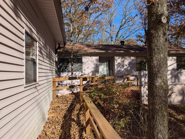 5 La Paca Lane, Hot Springs Village, AR 71909