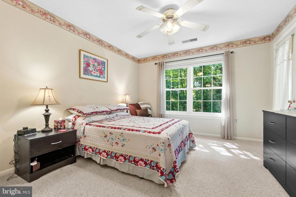 6502 LAKE PARK DR #203, Greenbelt, MD 20770