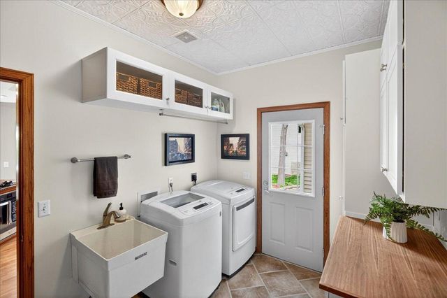 4167 Hallgren Lane, Excelsior, MN 55331