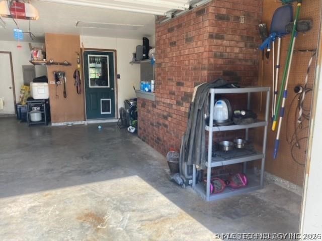 238 N Monroe Avenue, Alderson, OK 74501