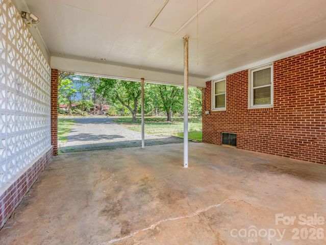 271 Old Ballpark Road, Forest City, NC 28043