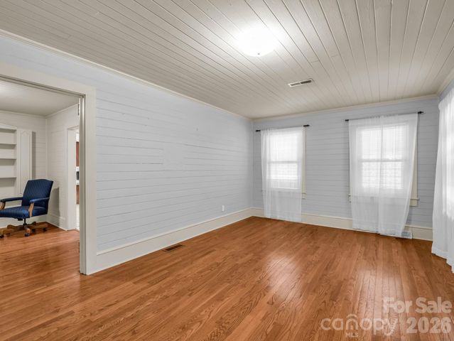 271 Old Ballpark Road, Forest City, NC 28043