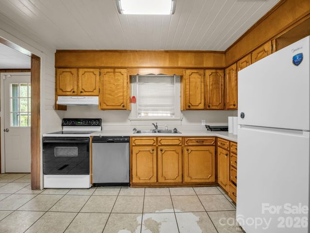 271 Old Ballpark Road, Forest City, NC 28043