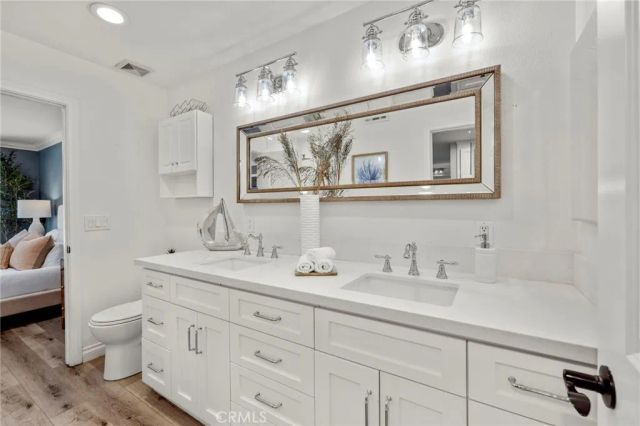 2332 Vista Huerta, Newport Beach, CA 92660