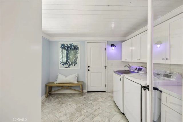 2332 Vista Huerta, Newport Beach, CA 92660