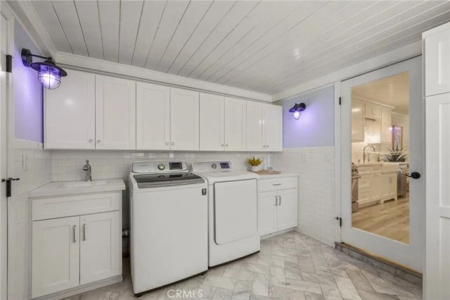 2332 Vista Huerta, Newport Beach, CA 92660