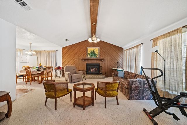 295 Hollywood Street, Livingston, TX 77351