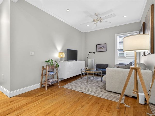 1576 Cambridge St 1R, Cambridge, MA 02138