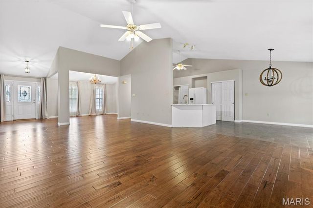 8010 Knights Crossing Drive, O'fallon, MO 63368
