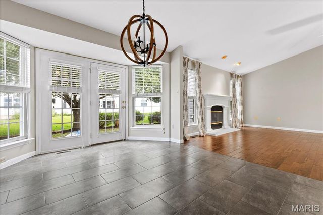 8010 Knights Crossing Drive, O'fallon, MO 63368