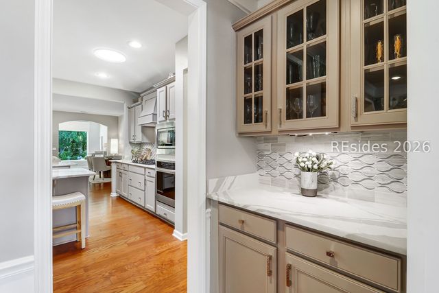 15 Rolling River Dr, Bluffton, SC 29910