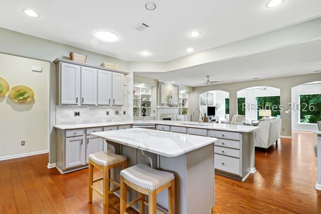 15 Rolling River Dr, Bluffton, SC 29910