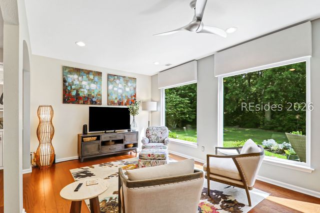 15 Rolling River Dr, Bluffton, SC 29910