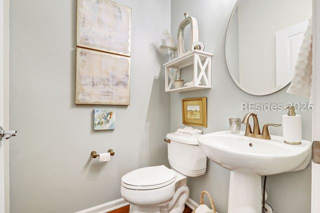 15 Rolling River Dr, Bluffton, SC 29910