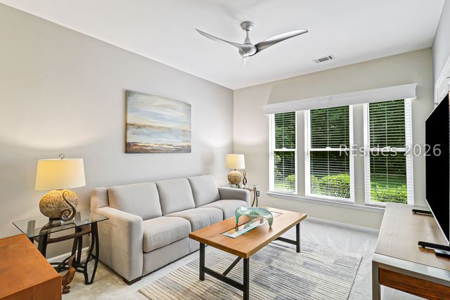 15 Rolling River Dr, Bluffton, SC 29910