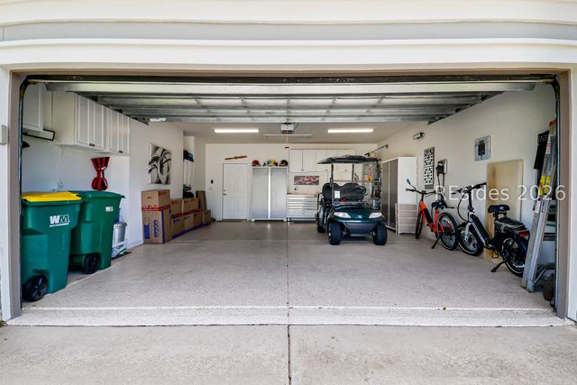 15 Rolling River Dr, Bluffton, SC 29910