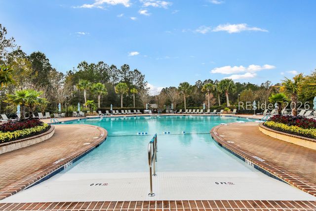 15 Rolling River Dr, Bluffton, SC 29910