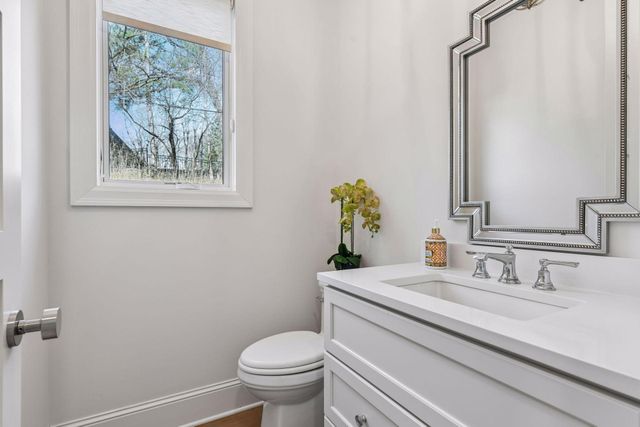 6604 Mohawk Trail, Edina, MN 55439