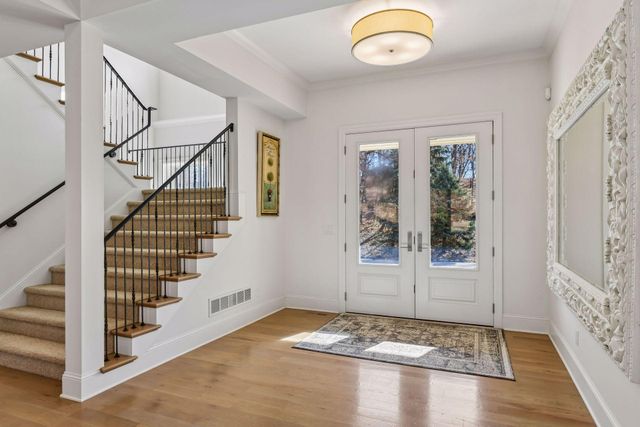 6604 Mohawk Trail, Edina, MN 55439