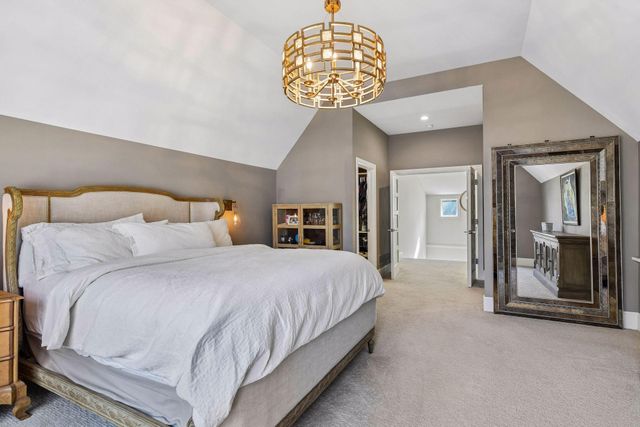 6604 Mohawk Trail, Edina, MN 55439