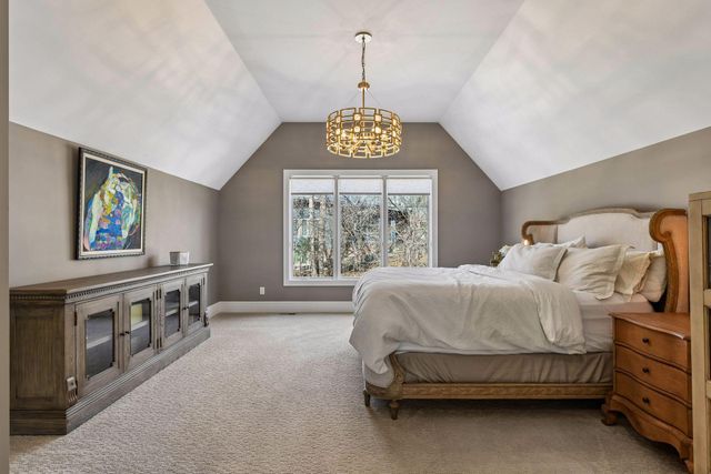 6604 Mohawk Trail, Edina, MN 55439