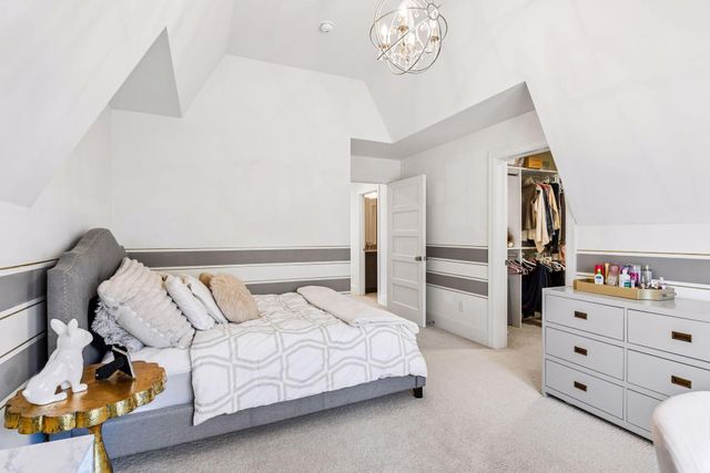 6604 Mohawk Trail, Edina, MN 55439