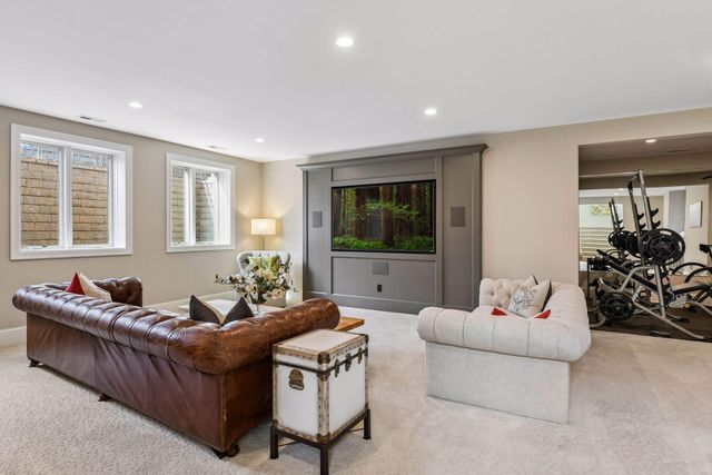 6604 Mohawk Trail, Edina, MN 55439