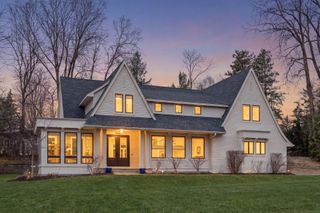 6604 Mohawk Trail, Edina, MN 55439