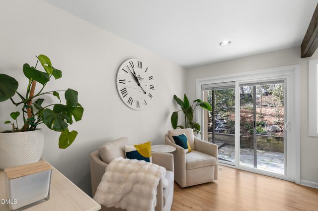 211 Glenhill Lane, Chapel Hill, NC 27514