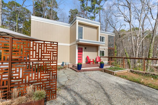 211 Glenhill Lane, Chapel Hill, NC 27514