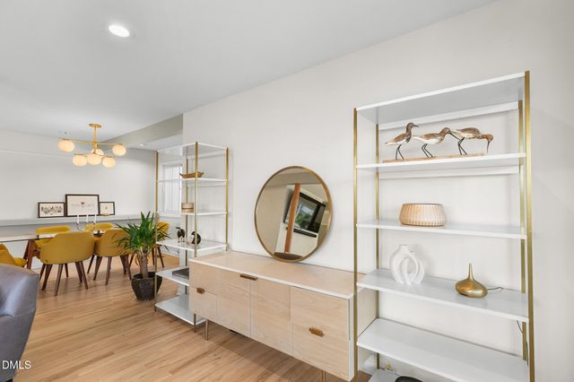 211 Glenhill Lane, Chapel Hill, NC 27514