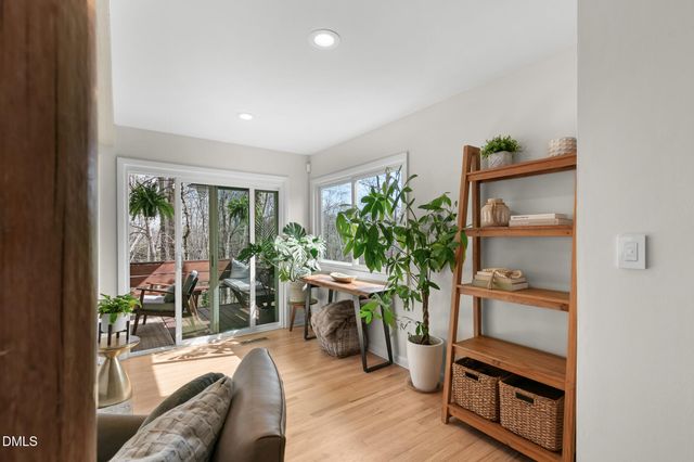 211 Glenhill Lane, Chapel Hill, NC 27514