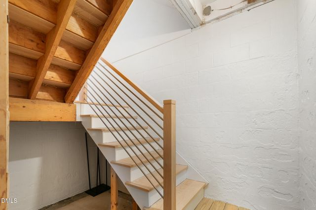 211 Glenhill Lane, Chapel Hill, NC 27514