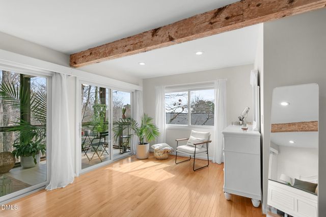 211 Glenhill Lane, Chapel Hill, NC 27514