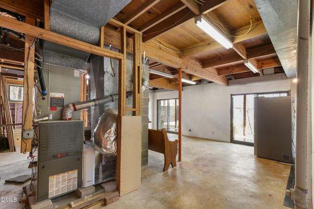 211 Glenhill Lane, Chapel Hill, NC 27514