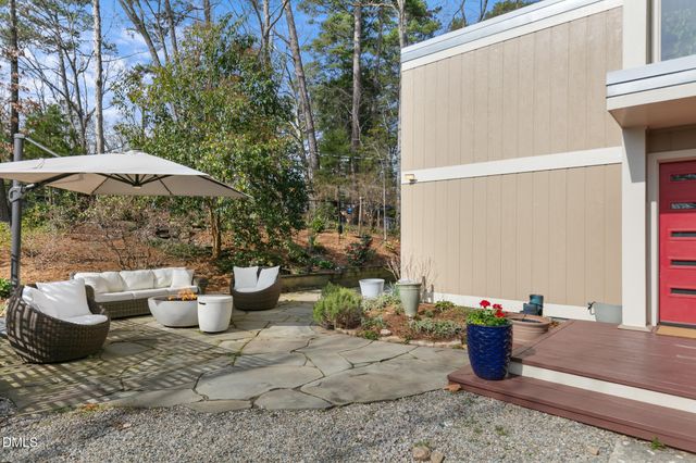 211 Glenhill Lane, Chapel Hill, NC 27514