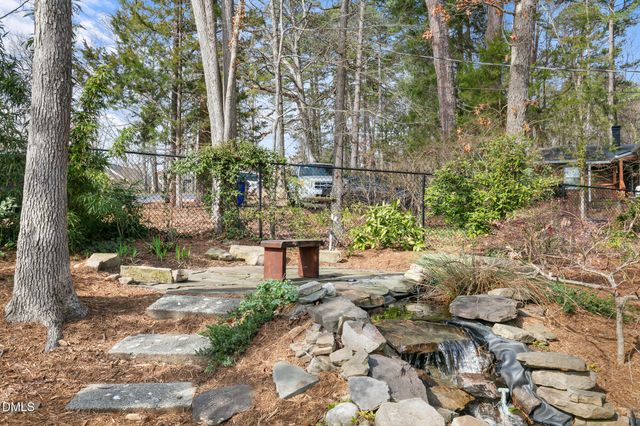 211 Glenhill Lane, Chapel Hill, NC 27514