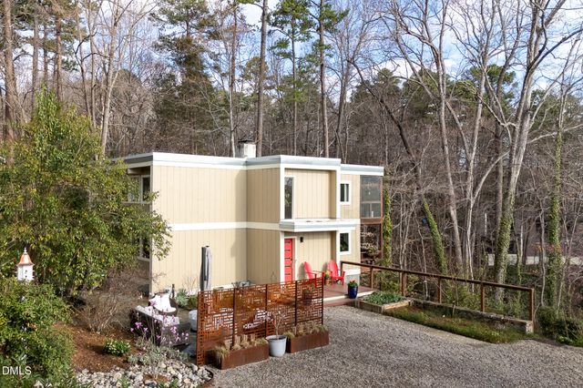 211 Glenhill Lane, Chapel Hill, NC 27514