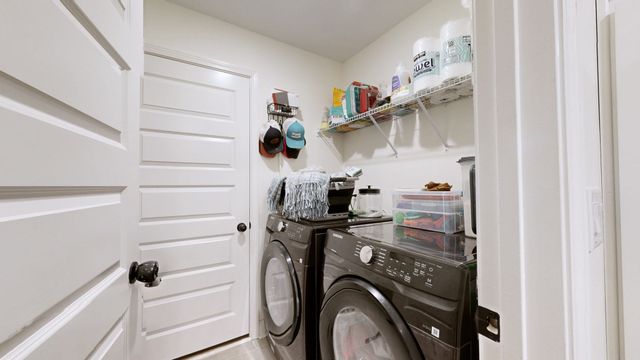 479 Ridge Top Ct, Clarksville, TN 37040