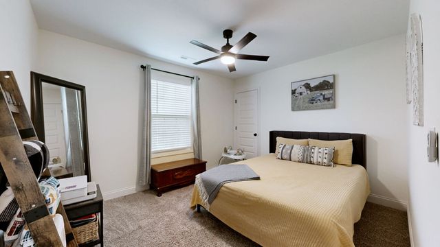 479 Ridge Top Ct, Clarksville, TN 37040