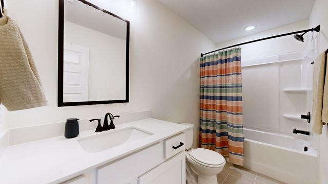 479 Ridge Top Ct, Clarksville, TN 37040