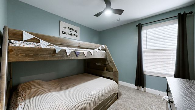 479 Ridge Top Ct, Clarksville, TN 37040